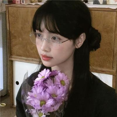 他不是我